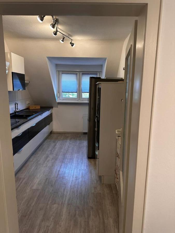 A&V Apartments Wunderschoene Rheinblick Wohnung Zum Entspannen Apt Ela Duisburg Exterior foto